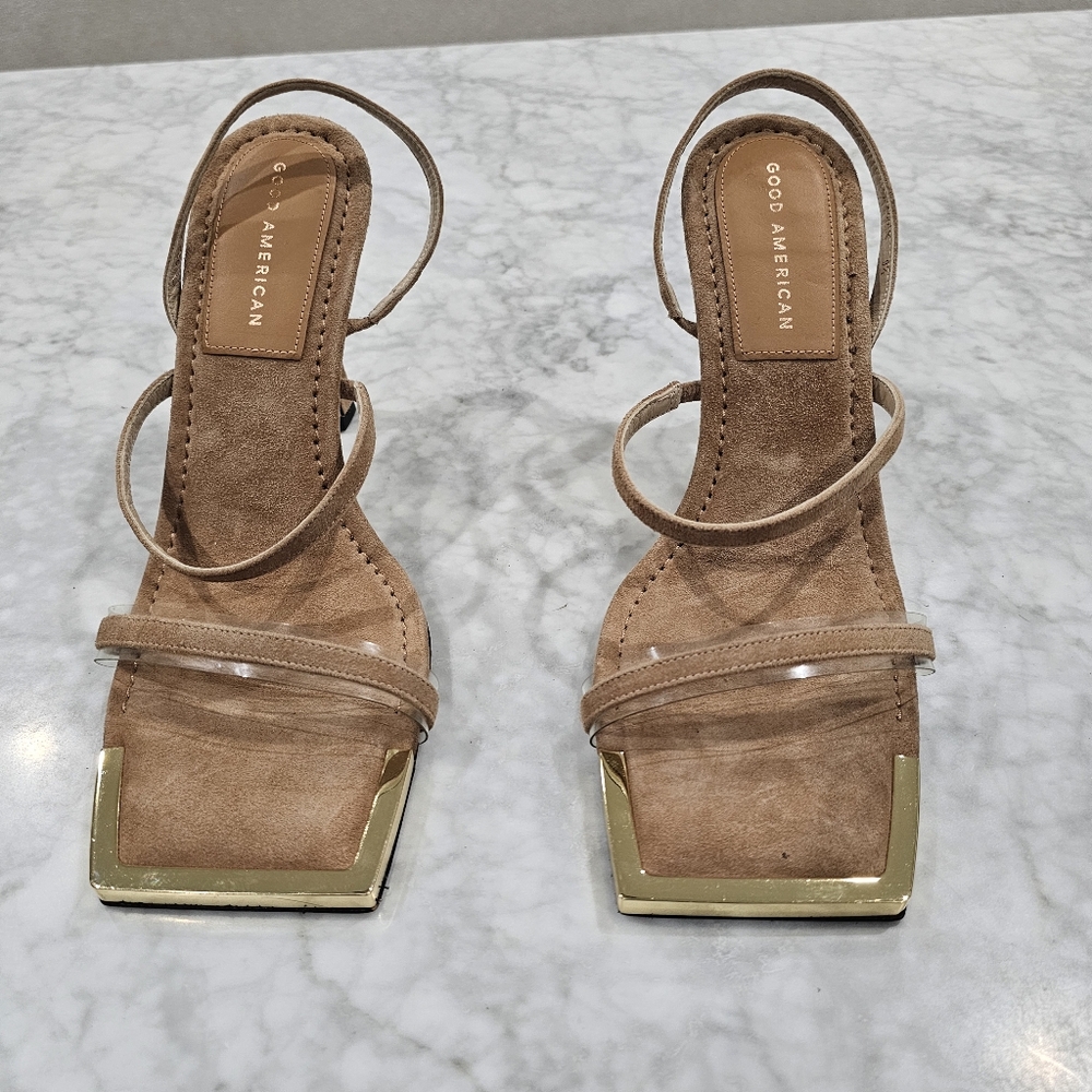 NWOB Good American Suede Square‎ Toe Strappy Camel Heels size 9.5